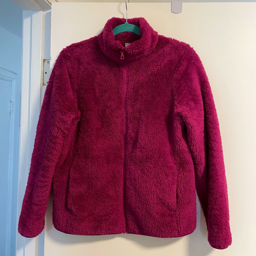 Uniqlo Plush Fleece Jacket in Deep Pink